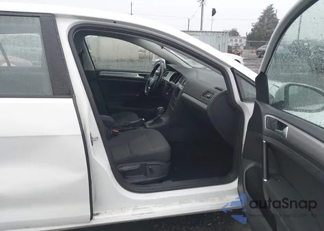 2017 Volkswagen Golf Tsi S 4-Door/Tsi Se 4-Door/Tsi Sel 4-Door/Tsi Wolfsburg Edition 4-Door из США, поврежденный, VIN 3VW217AU0HM068529